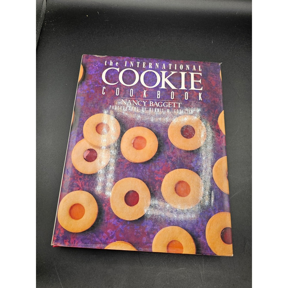 The International Cookie Cookbook Nancy Baggett Hardcover 1988 First Edition